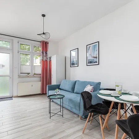 Kolejowa Apartment With A Mezzanine Miedzyzdroje By Noclegi Renters Exterior photo